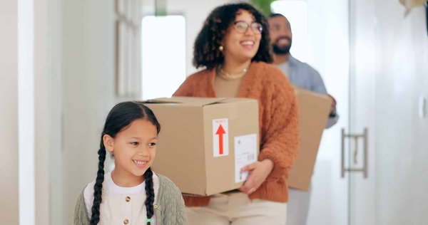 Quels sont les conseils pour améliorer la sécurité personnelle lors de voyages en solo ?